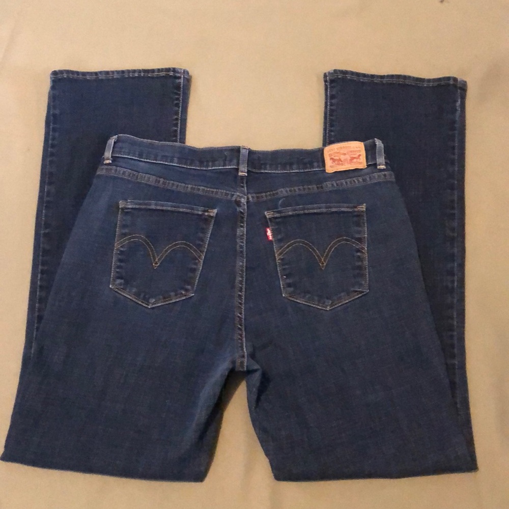 LEVI’S boot cut women’s size 12” (31X31”Jeans